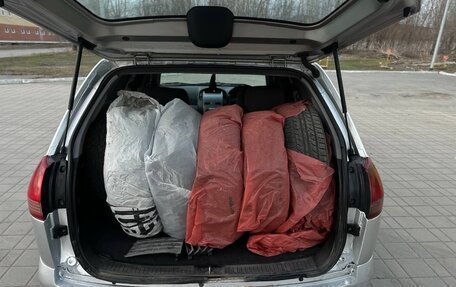 Nissan Wingroad III, 2002 год, 320 000 рублей, 4 фотография