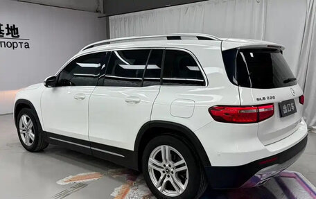 Mercedes-Benz GLB, 2021 год, 2 490 000 рублей, 4 фотография