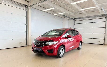 Honda Fit III, 2016 год, 1 099 999 рублей, 2 фотография