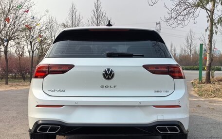 Volkswagen Golf VIII, 2023 год, 2 270 000 рублей, 4 фотография