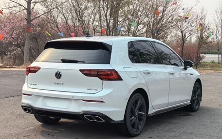 Volkswagen Golf VIII, 2023 год, 2 270 000 рублей, 3 фотография