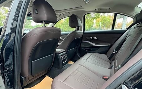 BMW 3 серия, 2022 год, 2 750 000 рублей, 12 фотография