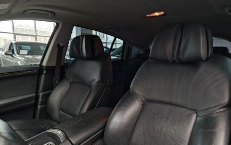 BMW 5 серия, 2011 год, 1 550 000 рублей, 19 фотография