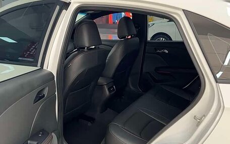 Chevrolet Monza, 2022 год, 1 070 000 рублей, 14 фотография