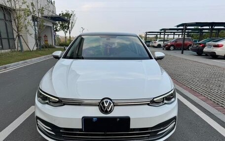 Volkswagen Golf VIII, 2021 год, 1 461 000 рублей, 2 фотография