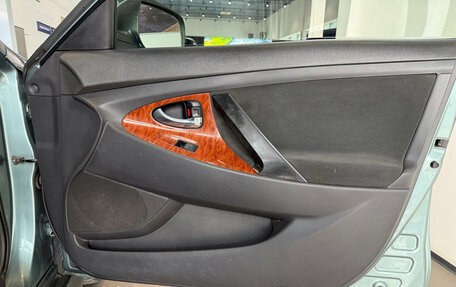 Toyota Camry, 2008 год, 640 000 рублей, 18 фотография