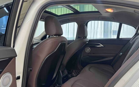 BMW 1 серия, 2023 год, 1 725 000 рублей, 12 фотография