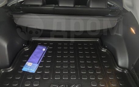 Toyota RAV4, 2019 год, 3 000 000 рублей, 7 фотография