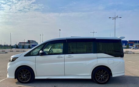 Honda Stepwgn IV, 2021 год, 2 970 000 рублей, 6 фотография