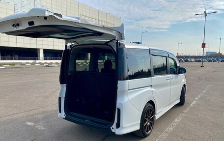 Honda Stepwgn IV, 2021 год, 2 970 000 рублей, 12 фотография