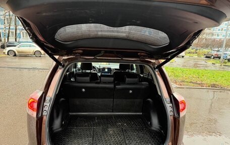 Toyota RAV4, 2017 год, 2 550 000 рублей, 8 фотография