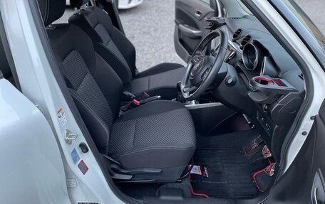 Suzuki Swift V, 2023 год, 1 080 000 рублей, 8 фотография