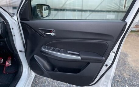 Suzuki Swift V, 2023 год, 1 080 000 рублей, 17 фотография