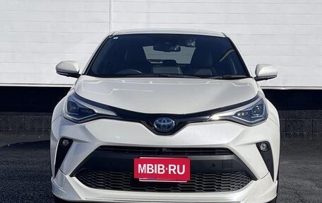 Toyota C-HR I рестайлинг, 2021 год, 1 300 000 рублей, 2 фотография