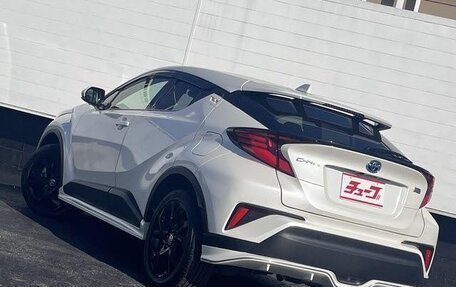 Toyota C-HR I рестайлинг, 2021 год, 1 300 000 рублей, 6 фотография