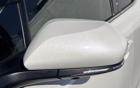 Toyota C-HR I рестайлинг, 2021 год, 1 300 000 рублей, 7 фотография