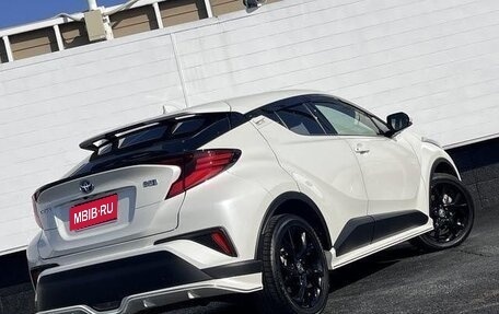 Toyota C-HR I рестайлинг, 2021 год, 1 300 000 рублей, 4 фотография