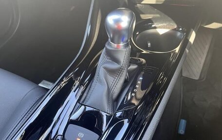 Toyota C-HR I рестайлинг, 2021 год, 1 300 000 рублей, 13 фотография