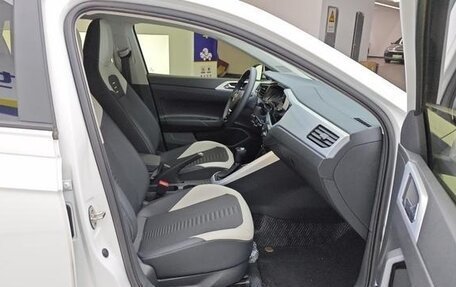 Volkswagen Polo, 2022 год, 1 370 000 рублей, 7 фотография