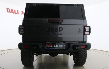 Jeep Gladiator, 2022 год, 9 892 077 рублей, 7 фотография