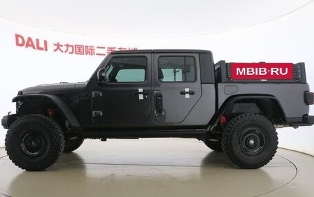 Jeep Gladiator, 2022 год, 9 892 077 рублей, 5 фотография