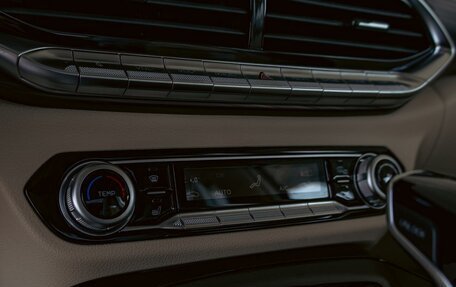 FAW Bestune T77, 2024 год, 1 795 000 рублей, 15 фотография