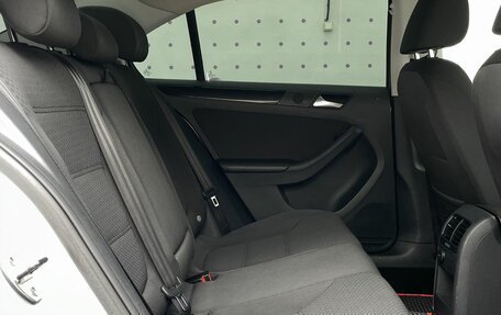 Volkswagen Jetta VI, 2012 год, 1 095 000 рублей, 13 фотография