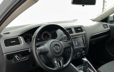 Volkswagen Jetta VI, 2012 год, 1 095 000 рублей, 15 фотография