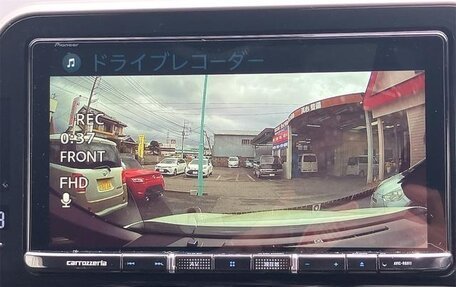 Toyota C-HR I рестайлинг, 2022 год, 1 790 000 рублей, 7 фотография