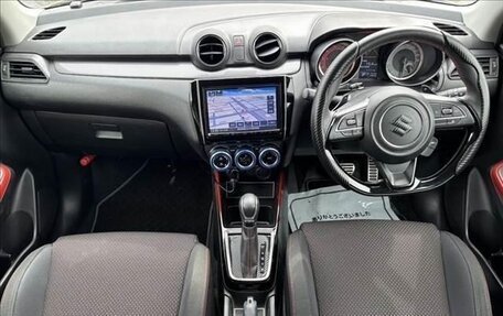 Suzuki Swift V, 2022 год, 1 140 000 рублей, 13 фотография