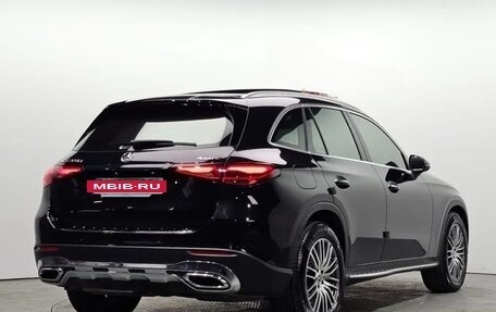 Mercedes-Benz GLC, 2024 год, 5 800 000 рублей, 2 фотография