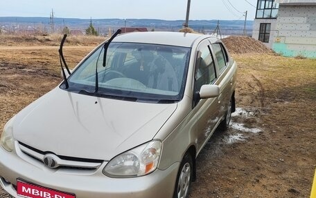 Toyota Platz, 2003 год, 370 000 рублей, 1 фотография