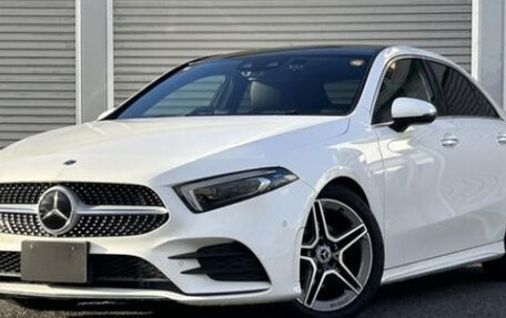 Mercedes-Benz A-Класс, 2022 год, 1 720 000 рублей, 1 фотография