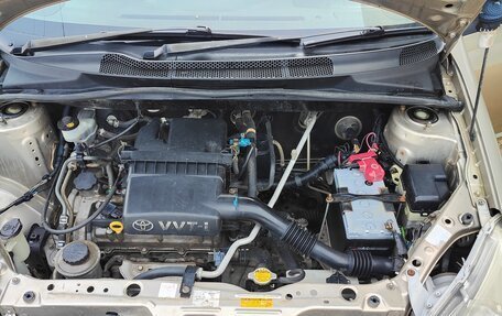 Toyota Platz, 2003 год, 370 000 рублей, 7 фотография