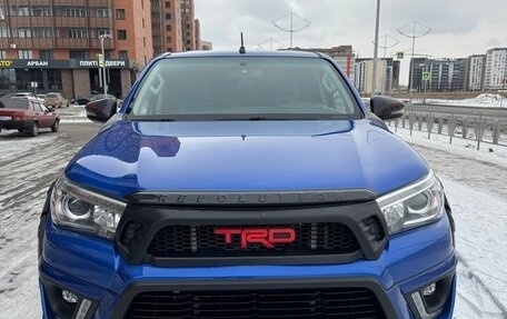 Toyota Hilux VIII, 2017 год, 4 900 000 рублей, 1 фотография