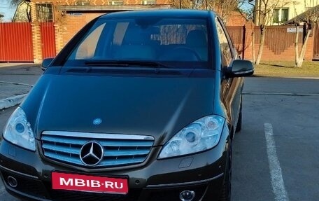 Mercedes-Benz A-Класс, 2008 год, 800 000 рублей, 1 фотография