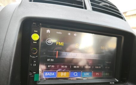 Toyota Passo III, 2004 год, 390 000 рублей, 2 фотография