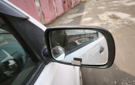 Toyota Passo III, 2004 год, 390 000 рублей, 20 фотография