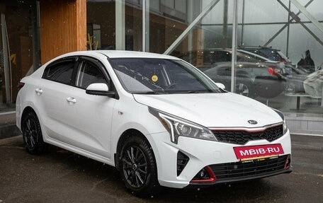 KIA Rio IV, 2021 год, 1 698 000 рублей, 6 фотография