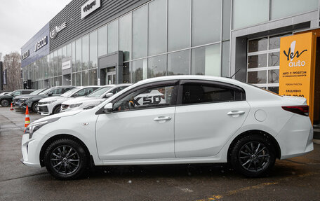 KIA Rio IV, 2021 год, 1 698 000 рублей, 10 фотография