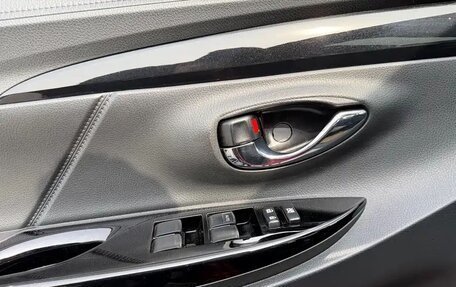 Toyota Yaris XP150 рестайлинг, 2022 год, 1 250 050 рублей, 16 фотография