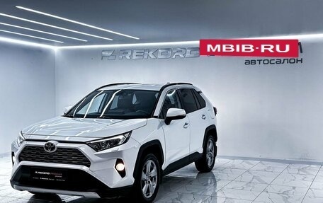 Toyota RAV4, 2020 год, 3 150 000 рублей, 5 фотография