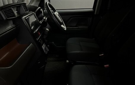 Toyota Tank I, 2017 год, 999 888 рублей, 6 фотография