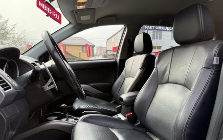 Mitsubishi Outlander III рестайлинг 3, 2011 год, 1 788 800 рублей, 15 фотография