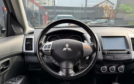 Mitsubishi Outlander III рестайлинг 3, 2011 год, 1 788 800 рублей, 24 фотография