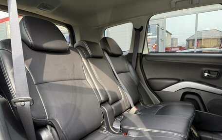Mitsubishi Outlander III рестайлинг 3, 2011 год, 1 788 800 рублей, 28 фотография