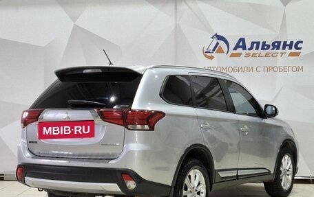 Mitsubishi Outlander III рестайлинг 3, 2015 год, 1 820 000 рублей, 3 фотография