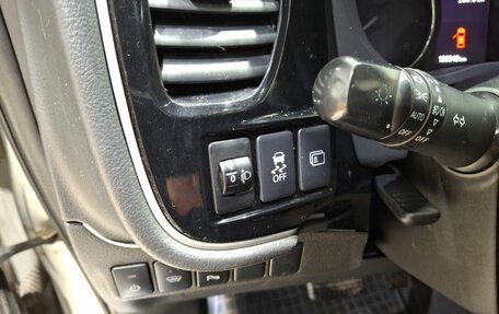 Mitsubishi Outlander III рестайлинг 3, 2015 год, 1 820 000 рублей, 39 фотография