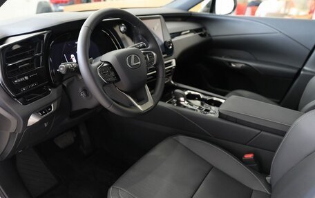 Lexus RX IV рестайлинг, 2025 год, 8 200 000 рублей, 13 фотография