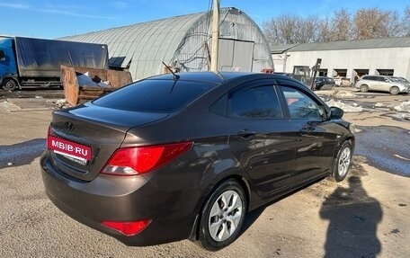 Hyundai Solaris II рестайлинг, 2016 год, 853 000 рублей, 5 фотография